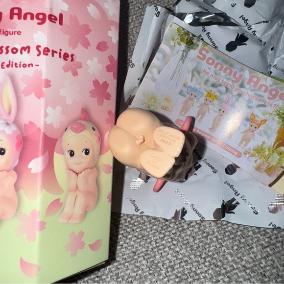 Sonny Angel Cherry Blossom Series: Hanami Edition - Sheep - Picture 4 of 4